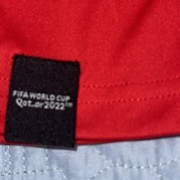 Canada Soccer FIFA World Cup Qatar 2022 Red Jersey M Polyester - Picture 4 of 7